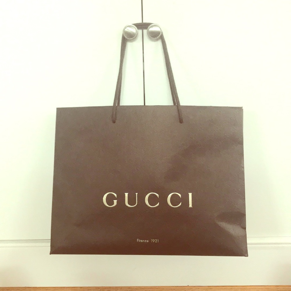 Gucci 🛍 Shopping Bag 🛍